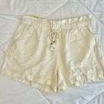 NWT cute shorts White Photo 0