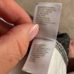 Zella EGC women’s grey & white cropped sweater w/ long scoop neck size XS Photo 9