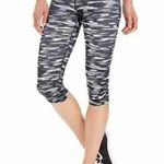 Nike Women's  Pro black white Haze Compression Fit Capri Leggings Photo 0