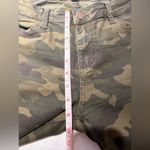 Judy Blue  Skinny Fit Women's 11/30 Mid Rise Green Camo Stretch Distressed Jeans Photo 5