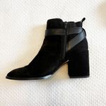 Vionic  Tenley Bootie Black size 9 Photo 5