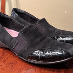 Clarks  Everyday Womens size 10 Slip On Suede Black Patent Heel Loafers Photo 0