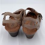 Cobb Hill Aubrey T Photo 7