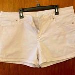 New York & Company White Jean Shorts Classic Summer Style Size 12 Photo 0