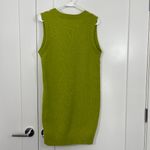 Stitch & Pine Large Green, White Houndstooth Sleeveless V Photo 6