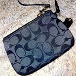 Coach  Signature Corner Zip Wristlet Bag Black Jacquard Fabric Purple Graphics Photo 2