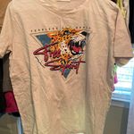 Tres Bien Graphic Tee Photo 0