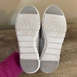 Tek Gear Slip On Comfort Casual Walking Shoes Women’s Size 6 Silver Woven Photo 8