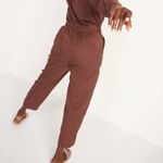 Old Navy Long-Sleeve Zip-Front Cropped Utility Jumpsuit for Women without belt Photo 5