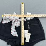 Forever 21 NWT  Jean Shorts 29 Womens Black Raw Hem Distressed Floral Scarf Belt Photo 3