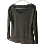 Love Culture  Gray Long Sleeve Spike Pullover Knit Sweater Women Sz S Photo 2