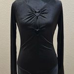 Guess NWT Bodysuit with heart cutout details, long sleeves Photo 4