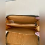 Travelon  wristlet wallet   Locking zipper never used. Photo 4