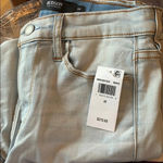 Hudson Jeans Hudson Wake-up straight leg light wash cropped jeans 28 Photo 1