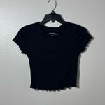 Aero Women Black Ribbed Shrunken Ruffle Hem Cropped Tee size S Photo 0