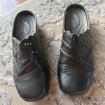 Easy Street | Black Slip on leather mules Photo 7