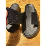 OOFOS Ooahh Sport Flex Sandal Slide Dawn Staley Recovery WBB Basketball Size 8 Black Photo 7