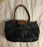 Longchamp Roseau Essential Pebbled Leather XS Bucket Bag In Sienna Red New  $495