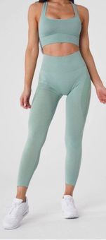 Sage Green Contour Seamless Leggings – NVGTN