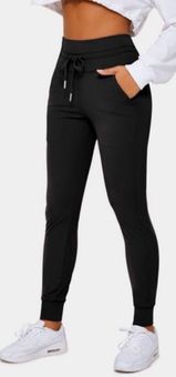 Women's High Waisted Plain Side Pocket Yoga Joggers - Halara