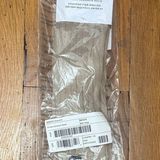 Alo Yoga  Gravel Unisex Scrunch Socks Photo 0