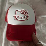 Hello Kitty Hat Photo 0