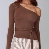 Princess Polly  Kastor One Shoulder Long Sleeve Top Photo 0