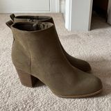 Old Navy Booties Photo 0