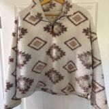 Thread and Supply Aztec print fleece pullover Photo 0
