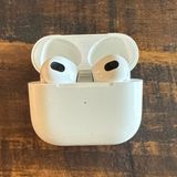 Apple AirPods 3rd Generation MagSafe Charging Case Photo 0