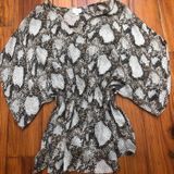 Parker Dolman Snakeprint Shirt Size M Photo 0