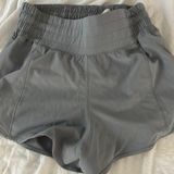 Lululemon Hotty Hot Short High-Rise 2.5” Photo 0