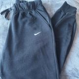 Nike joggers Photo 0