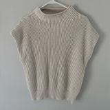 Le lis Vest  Photo 0