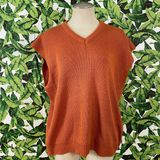 Boohoo NWT  Tall Knitted Vest Photo 0