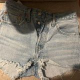Levi's 501 High-Rise Shorts Light Wash Photo 0