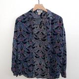 City Streets vintage button up shirt Photo 0