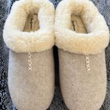 Dearfoams Slippers Photo 0