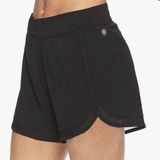 Gaiam  Black Women's Warrior Activewear Shorts S Photo 0