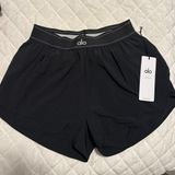 Alo yoga match poInt short 黒 Sサイズ Match Point Short - Black | ALO