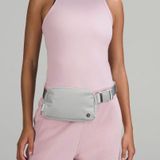 Lululemon Everywhere Belt Bag 1L Photo 0
