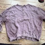 easel  crewneck size small Photo 0