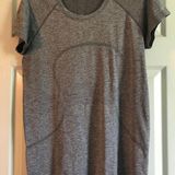 Lululemon swiftly tech, Heather gray, size 12 Photo 0
