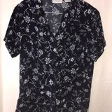 Jaclyn Smith Navy Blue Floral Button Down Short Sleeve Photo 0