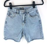 Pretty Little Thing Womens Denim Mom Shorts High Rise Cut Off Light Wash US 4 Photo 0