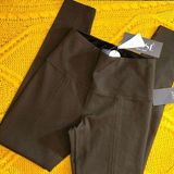 Lysse NWT  Size XS Deep Olive Leggings Photo 0