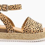 Ankle Strap Platform Sandals Tan Size 4 Photo 0