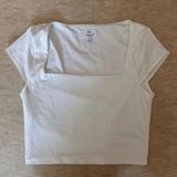 Live in the Moment white boat neck shirt Photo 0