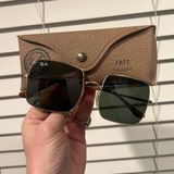 Ray-Ban s 1971 Square With Gold Frame Photo 0