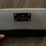 Kate Spade Wallet Photo 0